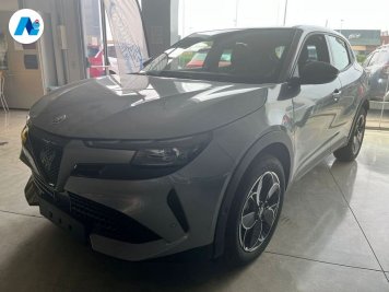 Alfa Romeo Junior 1.2 ibrida 145cv edct6