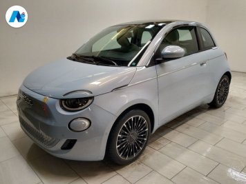 FIAT 500 500e 42 kWh La Prima