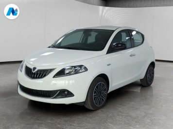 Lancia Ypsilon 1.0 firefly hybrid Gold s&s 70cv