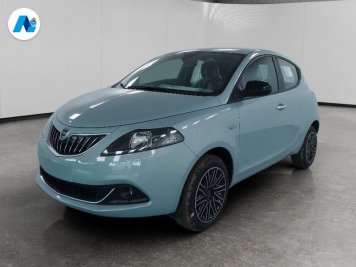 Lancia Ypsilon 1.0 firefly hybrid Gold s&s 70cv