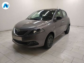 Lancia Ypsilon 1.0 firefly hybrid Gold s&s 70cv