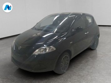 Lancia Ypsilon 1.0 firefly hybrid Platino s&s 70cv