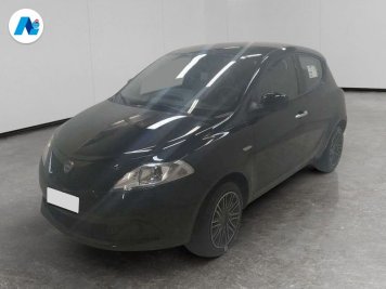 Lancia Ypsilon 1.0 firefly hybrid Platino s&s 70cv