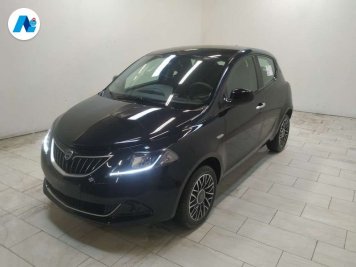 Lancia Ypsilon 1.0 firefly hybrid Platino s&s 70cv