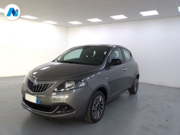 Lancia Ypsilon 1.0 firefly hybrid Platino s&s 70cv