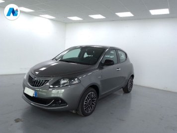 Lancia Ypsilon 1.0 firefly hybrid Platino s&s 70cv