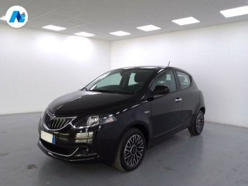 Lancia Ypsilon 1.0 firefly hybrid Platino s&s 70cv