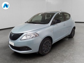 Lancia Ypsilon 1.0 firefly hybrid Silver Plus s&s 70cv